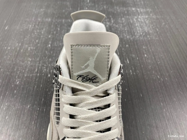 Frozen Moments AQ9129-001 Jordan Air 4 0615